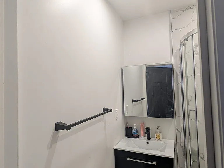 11 Kecala Rd S — Photo 2