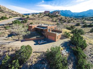 40 Aspen Road, Placitas, NM 87043