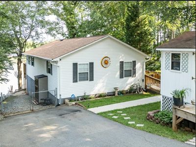 1867 Hickory Point Dr, Lexington, NC, 27292