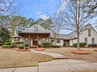 107 Cedar Woods Dr, Madison, MS 39110