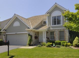 2206 Brookside Ln, Aurora, IL 60502