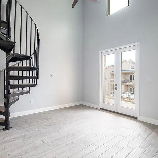 225 Winter Garden Dr — Photo 2