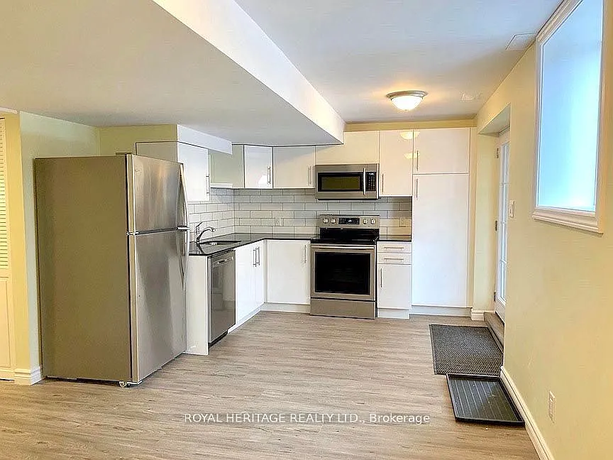 3 bed, $2,200 — Photo 4