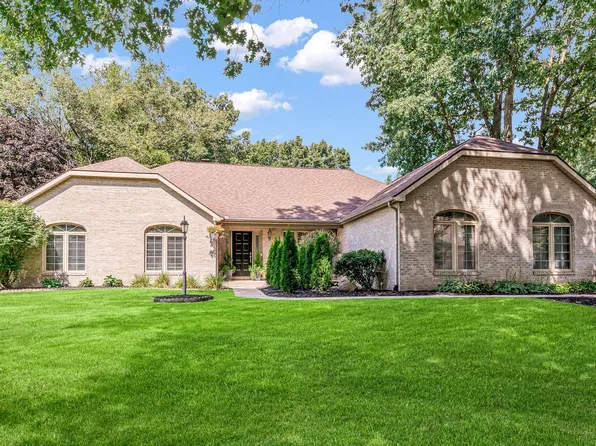 17103 Springwood Dr, Granger, IN 46530