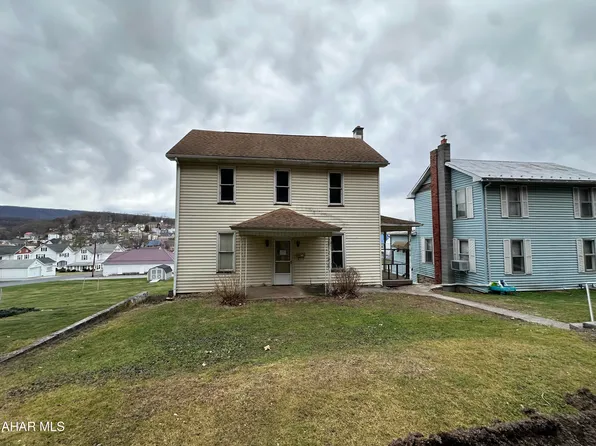 810 Norris St, Saxton, PA 16678