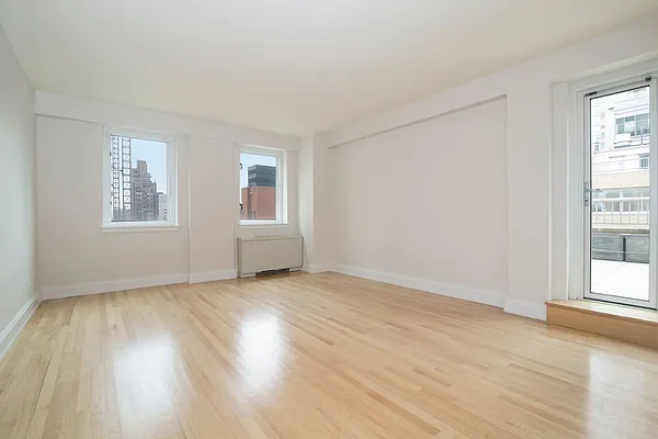 Rented by Town Residential | media 16