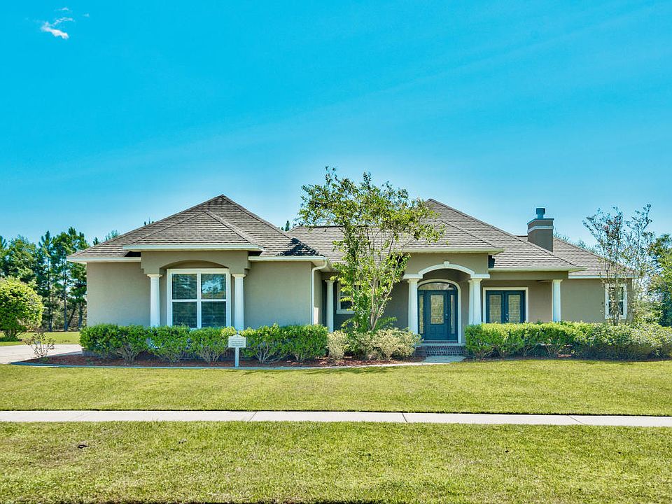 1st image of 456 Club House Dr W