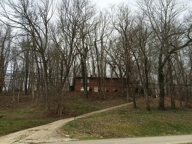1795 Old Logan Rd SE photo 1