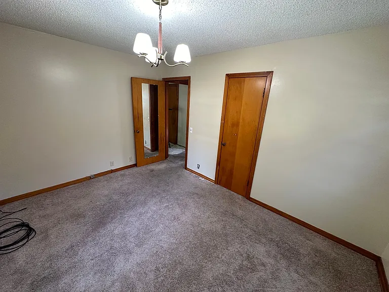 732 Elm St — Photo 7
