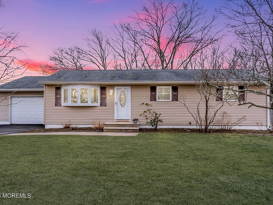 1st image of 26 Clark Drive