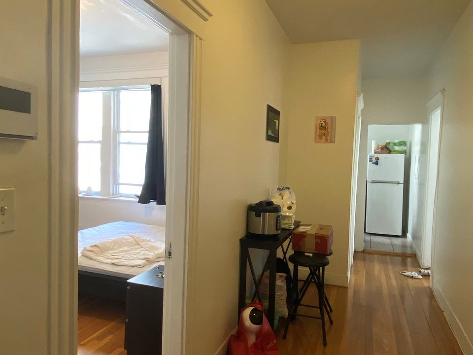 1st image of 95 Park Dr APT 8