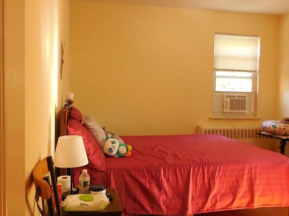 5th image of 53-19 32nd Ave #3