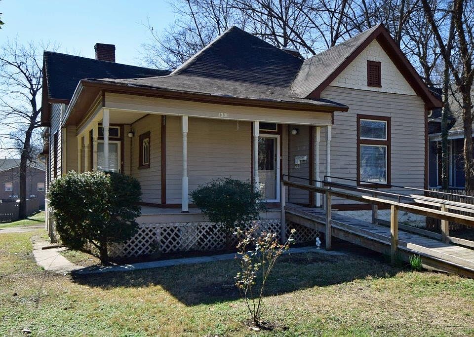 2 - 2 bedroom units Victorian Duplex