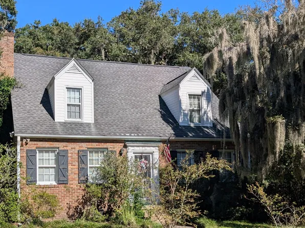 525 Pelzer Dr, Mount Pleasant, SC 29464