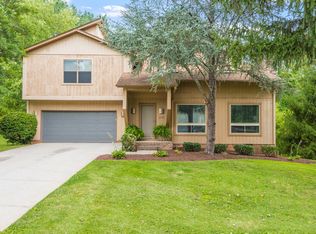 1240 Court Field Rd, Knoxville, TN 37922