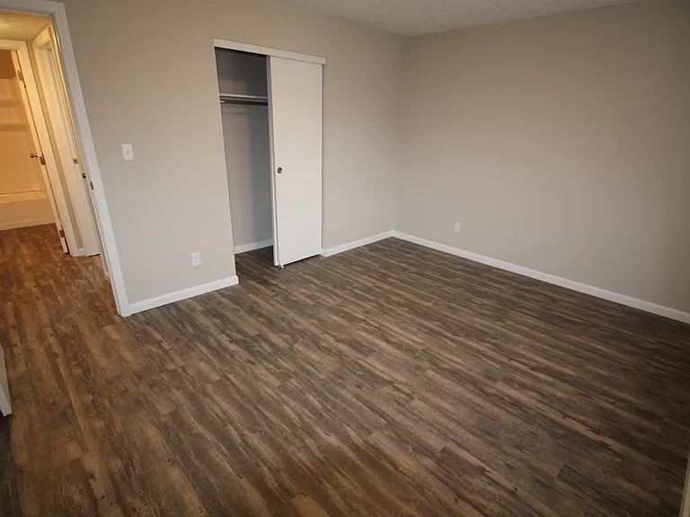 451 Alden Ave — Photo 37
