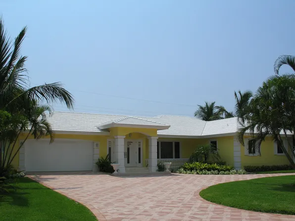 1025 Seagate Dr, Delray Beach, FL 33483