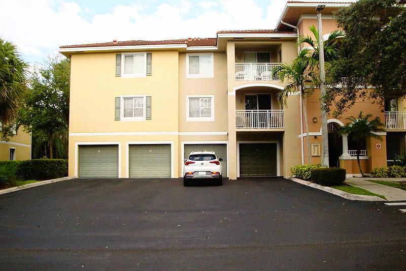 1st image of 6559 Emerald Dunes Dr APT 108