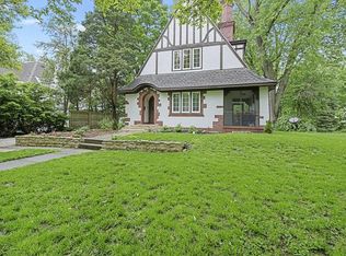 914 W Clark St, Champaign, IL 61821