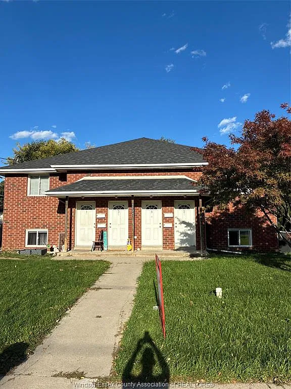 3 bed, $1,550 — Photo 1