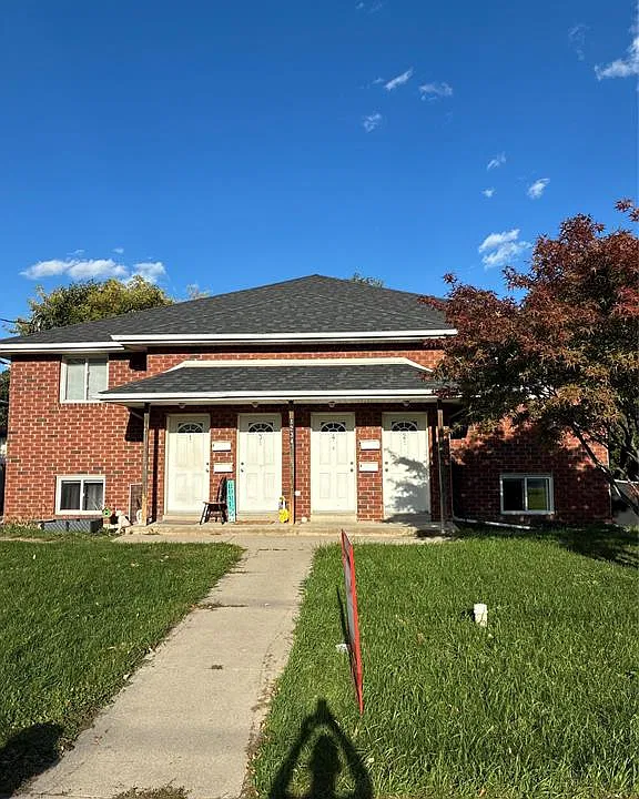 1234 High St #4