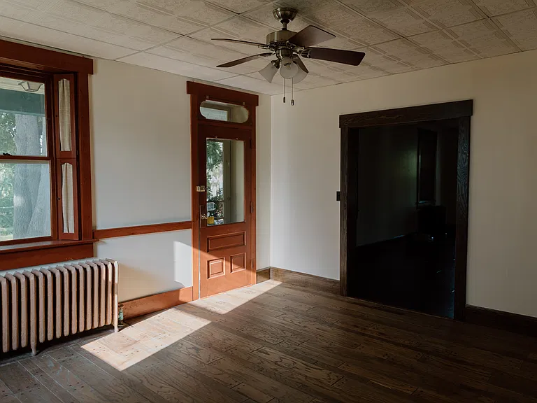 307 E Meadow Valley Rd — Photo 5