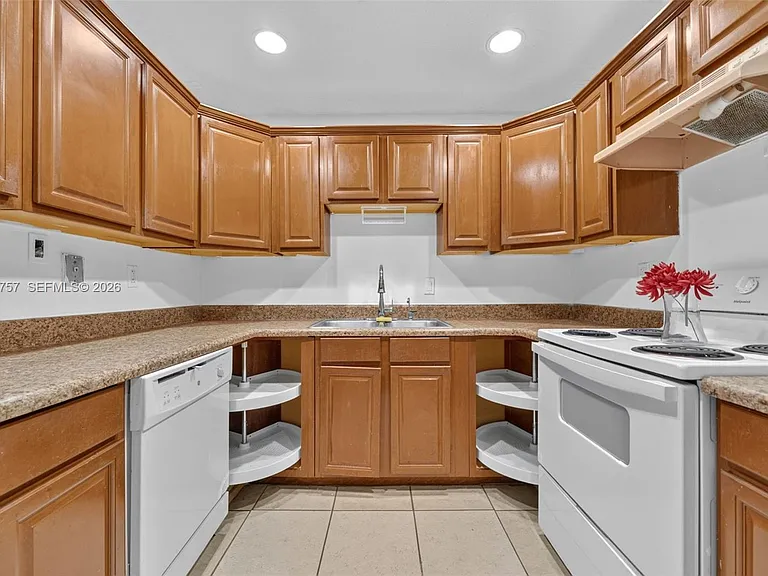 3871 NW 110th Ave #N — Photo 9