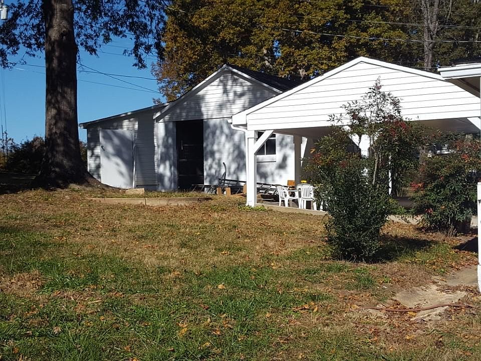 151 Carolina Ave, Charlotte Court House, VA 23923 Zillow