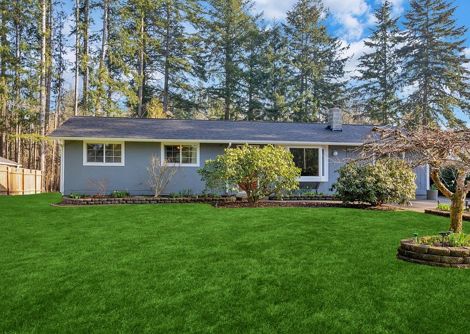1st image of 190 SE Evergreen Dr