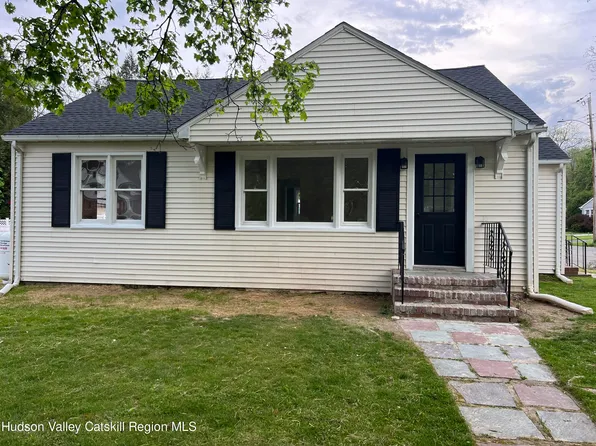 14 Roslyn Street, Ellenville, NY 12428