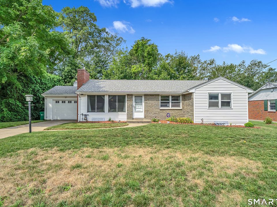 1st image of 55 Wintergreen Drive
