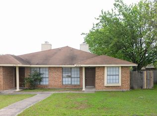 2709 Stanford St #B, Rowlett, TX 75088