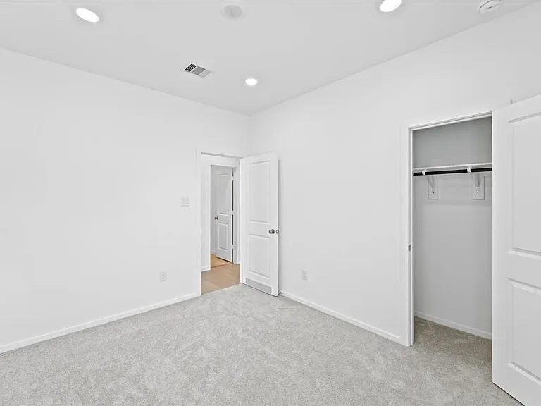 5214 Santa Cruz Bay — Photo 13
