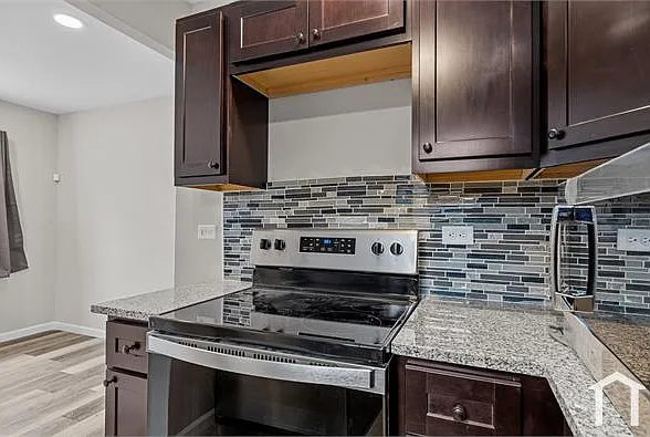 9717 Medford Dr — Photo 5