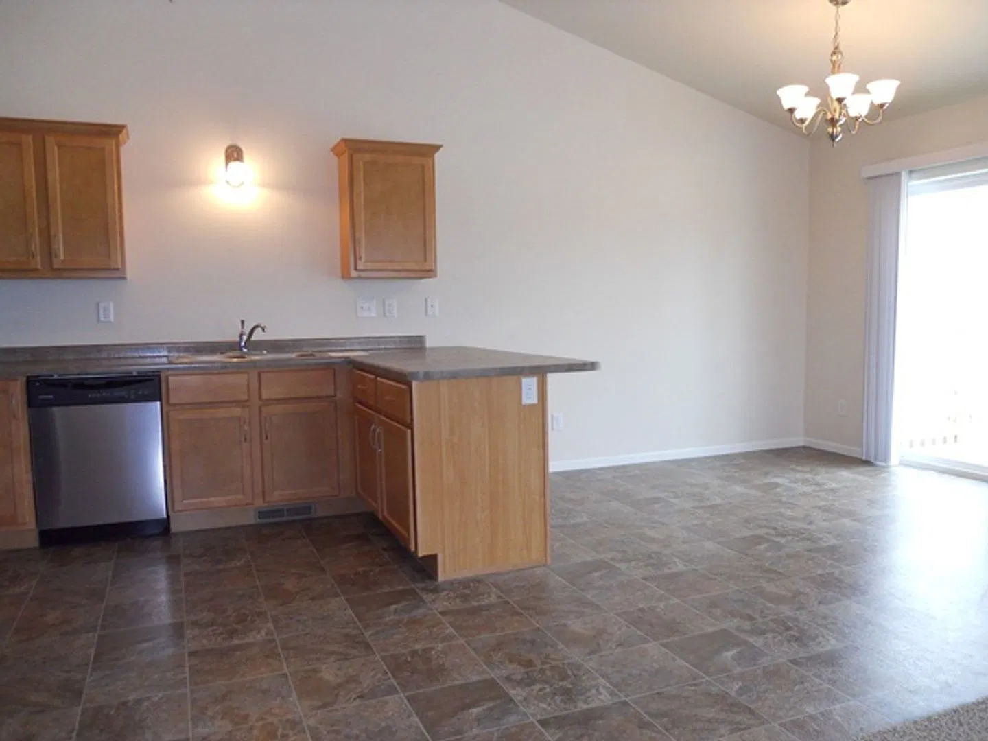 3 Bed 3 Bath Twin Home — Photo 3
