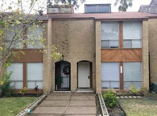 2312 E Montgomery St, Laredo, TX 78043