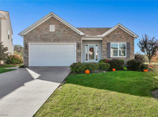 6517 Tree Top Pl, North Ridgeville, OH 44039