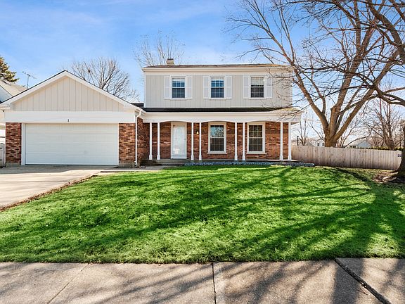 1 Greenvale Rd,  Vernon Hills