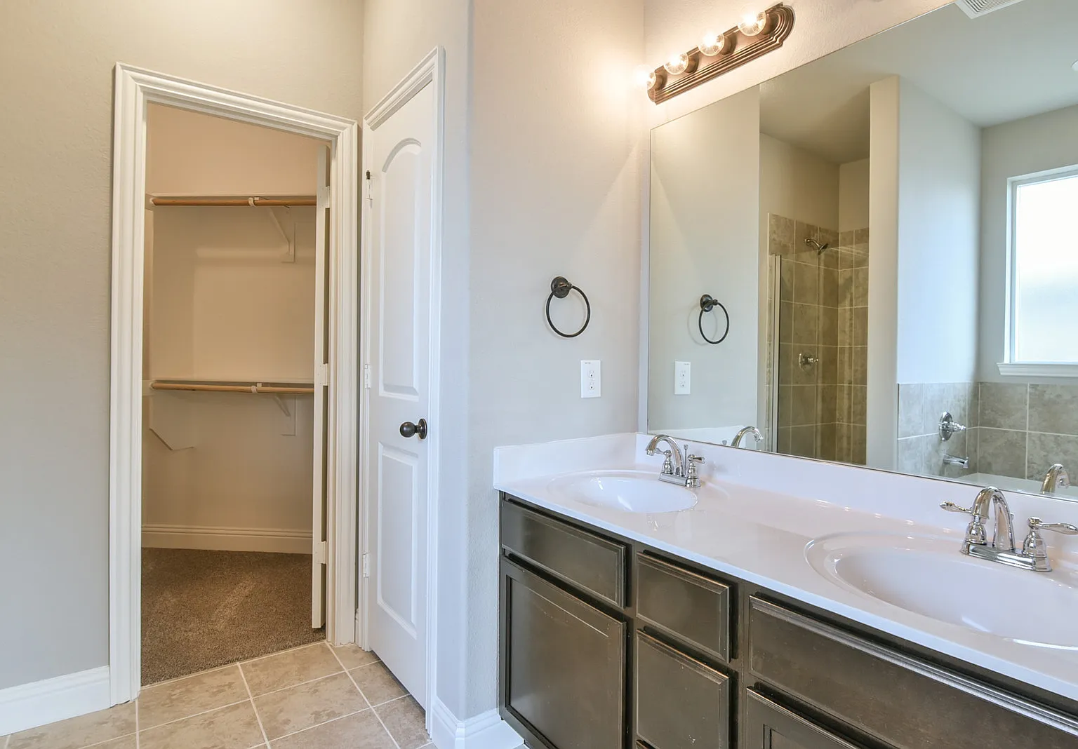 3 bed, 1522 sqft, $1,995 — Photo 3