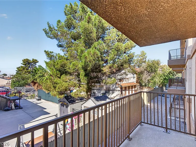 2301 Seco Adobe Cir #204 — Photo 21