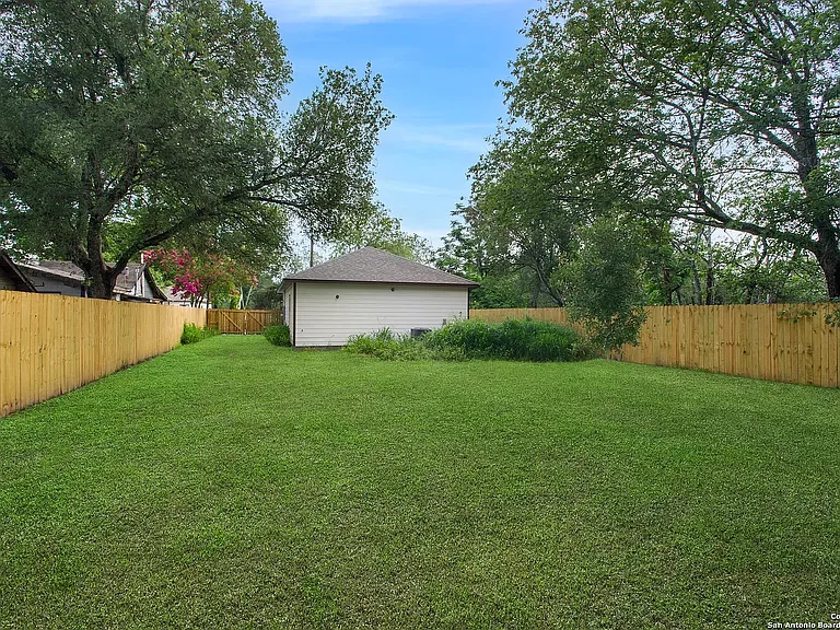 5857 Mayo Dr — Photo 18