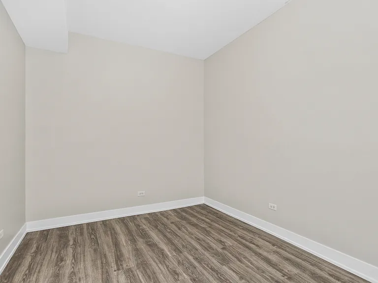2355 N Milwaukee Ave #2 — Photo 10