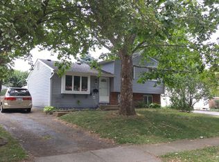 3022 Whitlow Rd, Columbus, OH 43232