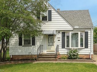 29941 Halifax St, Wickliffe, OH 44092