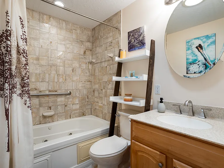 Upstairs Guest Bath