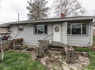 370 NW Cary St, Winston, OR 97496