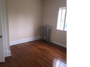 206 Pearl St APT 4, Springfield, MA 01105