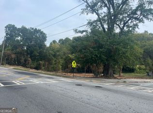 82 W Lake Ave SW, Atlanta, GA