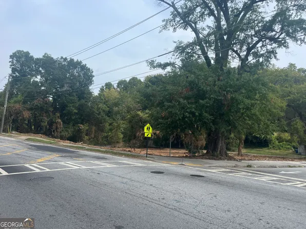 82 W Lake Ave SW, Atlanta, GA 30314