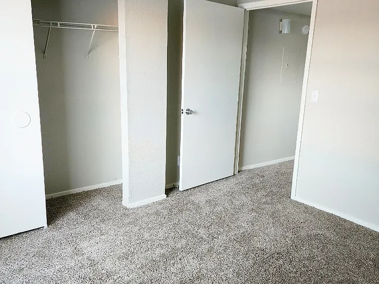 Three Bedroom at Ridge Falls, Apartments For Rent